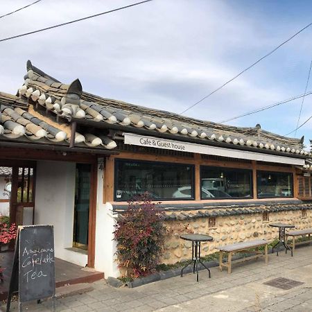 Floral Space Hanok Guesthouse Gyeongju Dış mekan fotoğraf
